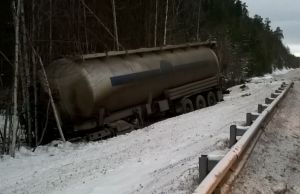 Смертельное ДТП на Серовской трассе. Водитель фуры перед аварией не спал двое суток (фото)