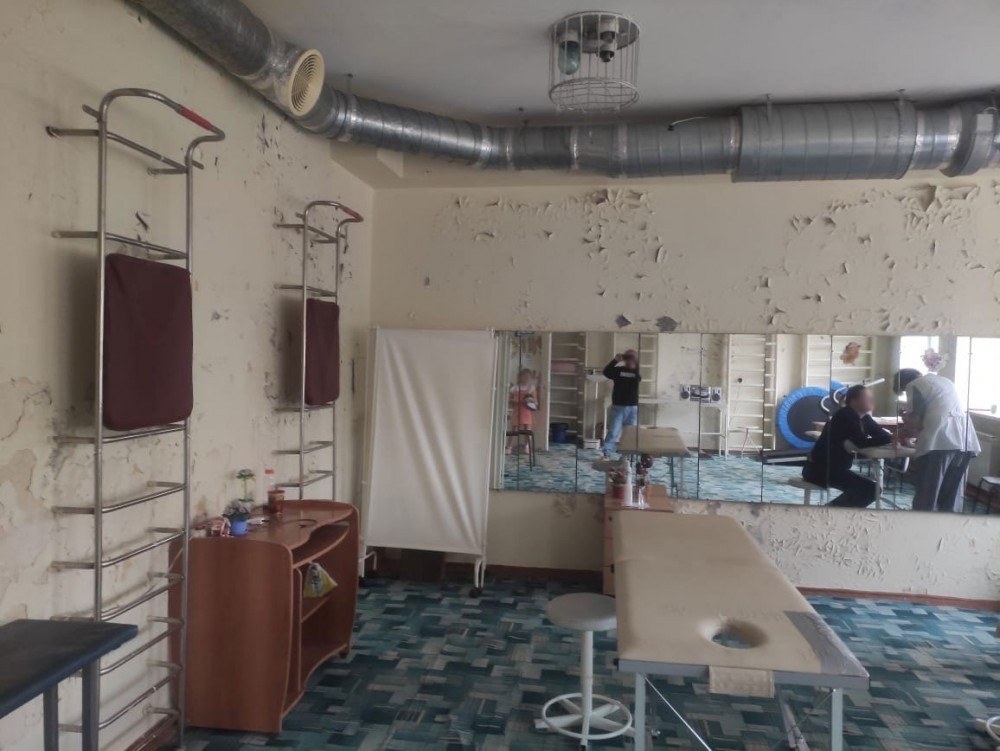 Жительница Нижнего Тагила пожаловалась на разруху в детской больнице (фото)