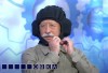 Работник «Уралвагонзавода» подарил Леониду Якубовичу модель танка «Армата» (видео)