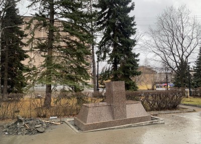 Мэр объяснил, что за монумент строят в центре Нижнего Тагила