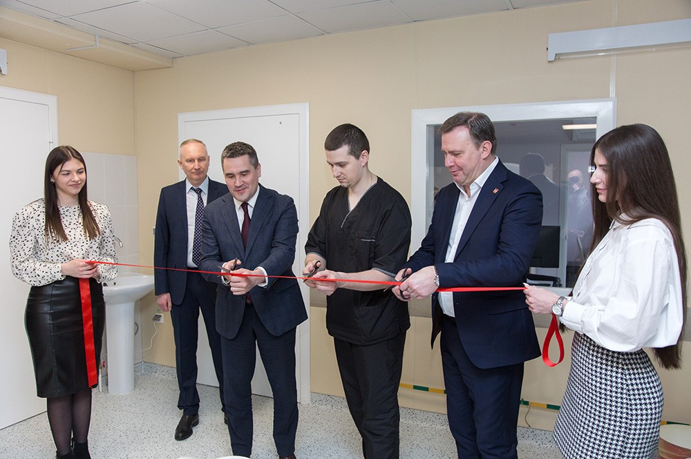 В Нижнем Тагиле торжественно открыли томограф. Им будут пользоваться жители четырёх городов