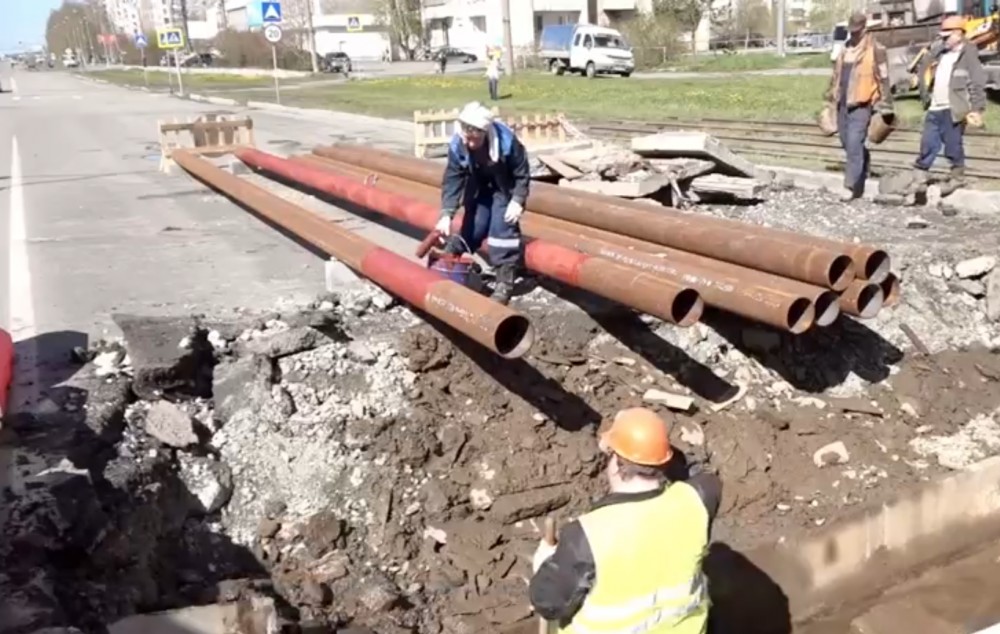 Жители Нижнего Тагила возмутились стальными трубами при замене теплосетей (видео)