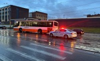 Автобус Евраз НТМК сбил женщину на «зебре» (фото)