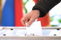 Власти рассказали, кто получит продуктовые карточки на выборах в Свердловской области
