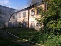 В Нижнем Тагиле загорелось загадочное здание (фото)